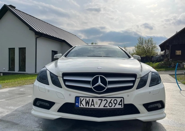 Mercedes-Benz Klasa E cena 64900 przebieg: 132852, rok produkcji 2011 z Czyżew małe 121